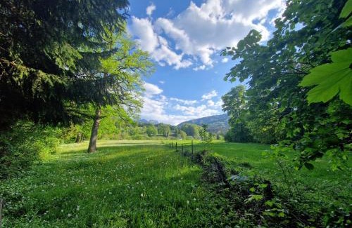 Bad Feilnbach Apartment | Child-Friendly Retreat at Ferienwohnung Alpenglück