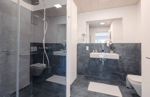 Owingen Apartment | Ferienwohnung Alpenblick 75qm, 2 Schlafzimmer, Balkon, Max. 4 Personen