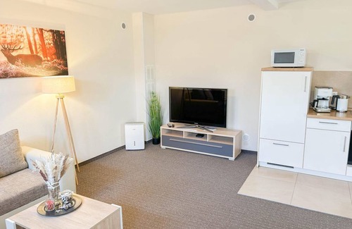 Thale Apartment | Cozy Ferienwohnung Alte Försterei with Ocean View Amenities
