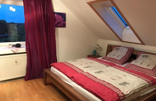Geilenkirchen Apartment | Child-Friendly Ferienwohnung Alte Schule with Top Ratings