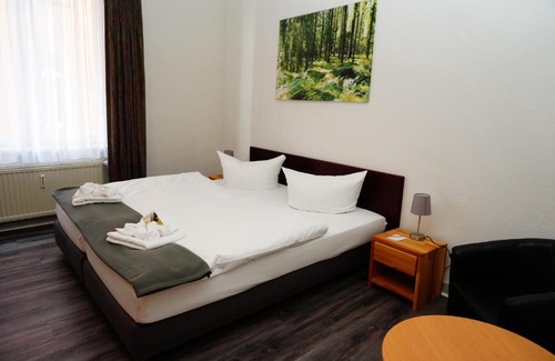 Guestrow Apartment | Discover Ferienwohnung Altstadt Güstrow: Pet & Child Friendly