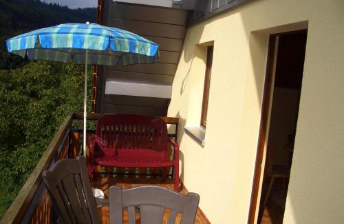 Seebach Apartment | Cozy Ferienwohnung am Busterbach - Child-Friendly Retreat