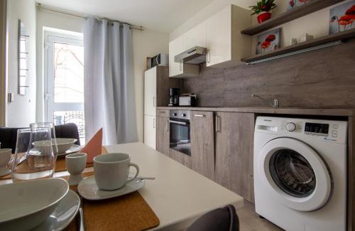 Markkleeberg Apartment | Discover Ferienwohnung am Cospudener See with Ocean View