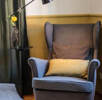 Naumburg Apartment | Child-Friendly Retreat at Ferienwohnung am Dom - 4 Stars