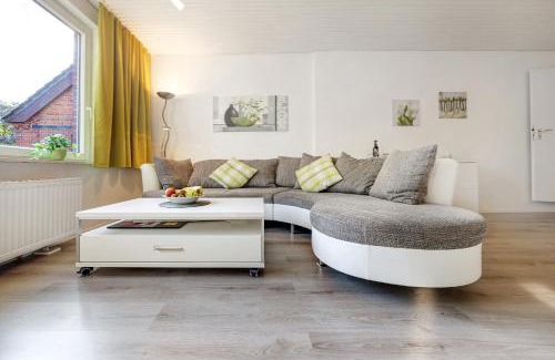 Neu Darchau Apartment | Child-Friendly Ferienwohnung am Fährhafen with 8.8 Rating