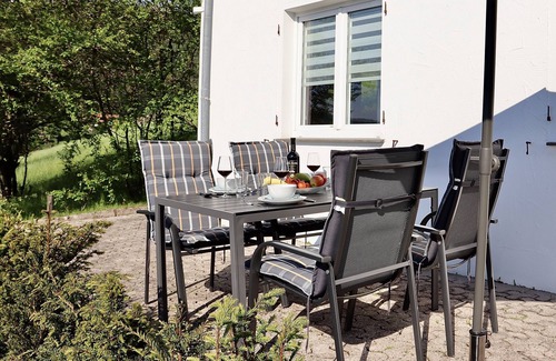 Baiersbronn Apartment | Scenic Ferienwohnung am Hirschkopf with Baiersbronn Views