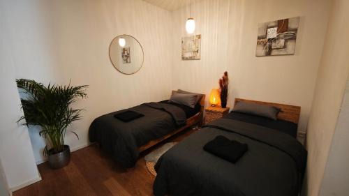 Neuhausen - Nymphenburg Apartment | Ferienwohnung am Hirschgarten - zentral gelegen