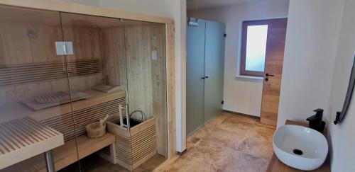 Lauterbach Apartment | Family-Friendly Ferienwohnung am Lindenweg with Great Ratings