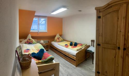 Monschau Apartment | Highly Rated Ferienwohnung am Markt with Family-Friendly Perks