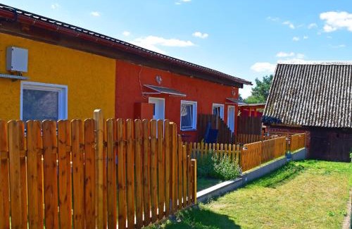 Mecklenburgische Kleinseenplatte Apartment | Inviting Apartment at the Vilzsee, Mirow for Families