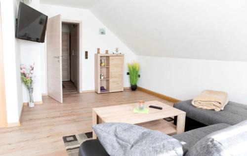 Marktbergel Apartment | Family-Friendly Retreat at Ferienwohnung Am Palmengarten