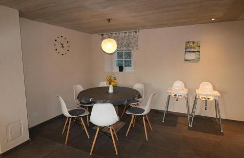 Edingen Apartment | Family-Friendly Ferienwohnung Am Pfaffenderbach - 9.2 Rated