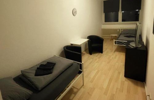 Rustersiel Apartment | Family-Friendly Retreat at Ferienwohnung am Rüstersieler Hafen