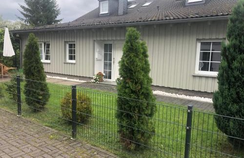 Birkelback Apartment | Pet-Friendly Retreat at Ferienwohnung am Rothaarsteig