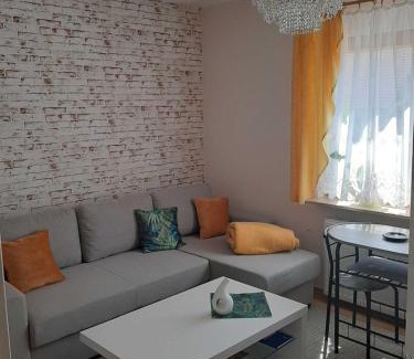 Ettenheim Apartment | Guest Rated: Ferienwohnung Am Südhang - Family-Friendly Getaway