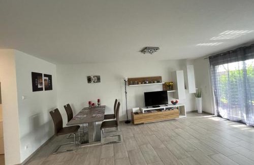 Fischbach Apartment | Family-Friendly Ferienwohnung am Strandbad with 9.1/10 Rating