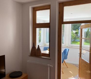 Osnabrueck Apartment | Exceptional Ferienwohnung am Schölerberg - Family-Friendly Stay