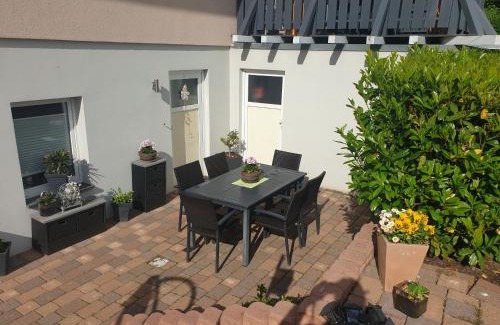 Seehof Apartment | Beautiful Ferienwohnung am See with Oceanfront Views