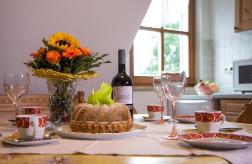 Neualbenreuth Apartment | Discover Ferienwohnung Am Sonnenhang: Family-Friendly Retreat