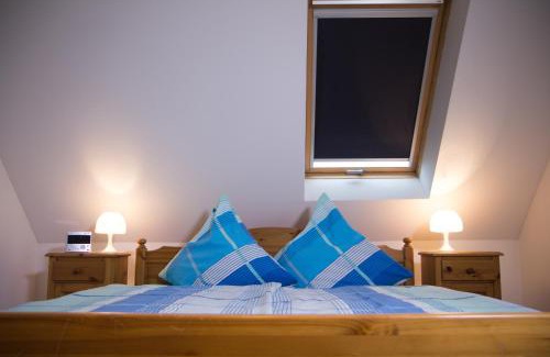 Neualbenreuth Apartment | Discover Ferienwohnung Am Sonnenhang: Family-Friendly Retreat