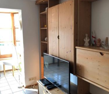 Vachendorf Apartment | Beautiful Ferienwohnung am Spenderberg with Ocean View