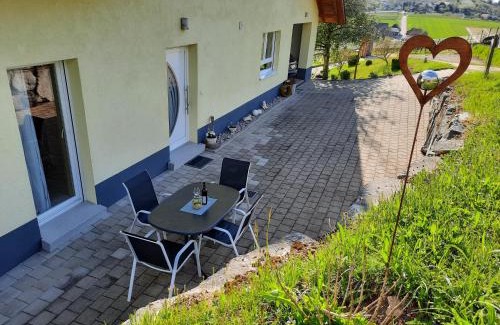 Oberkirch Apartment | Charming Ferienwohnung am Weinberg - Guest Rated 9.4/10