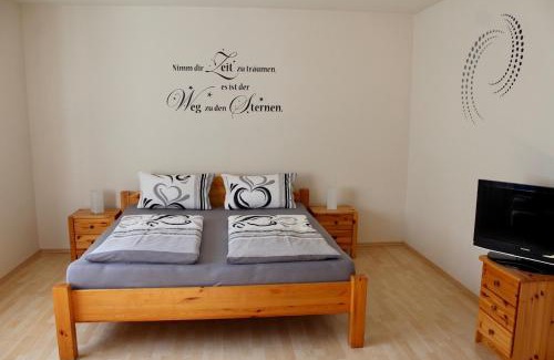 Oberkirch Apartment | Charming Ferienwohnung am Weinberg - Guest Rated 9.4/10