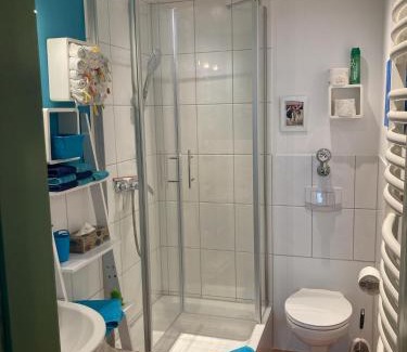 Frohnhausen Apartment | Family-Friendly Ferienwohnung Amsel with Top Guest Rating