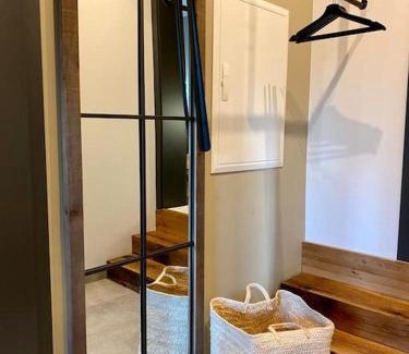 Michelau i. Steigerwald Apartment | Top-Rated Ferienwohnung an Der Hofbrennerei Getaway