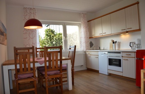 Hohwacht Apartment | Pet-Friendly Retreat by the Sea with Wellness and Views