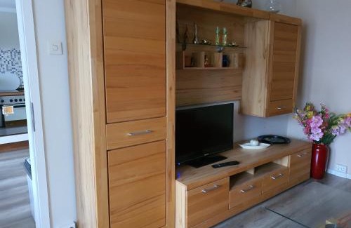 Langebrueck Apartment | Kid-Friendly Retreat at Ferienwohnung an der Dresdner Heide
