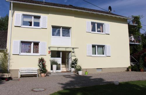 Wasser Apartment | Family-Friendly Retreat at Ferienwohnung an der Elz