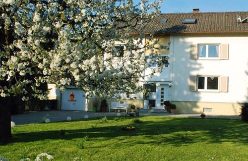 Wasser Apartment | Family-Friendly Retreat at Ferienwohnung an der Elz