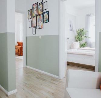 Spremberg Apartment | Family-Friendly Retreat at Ferienwohnung an der Kirche