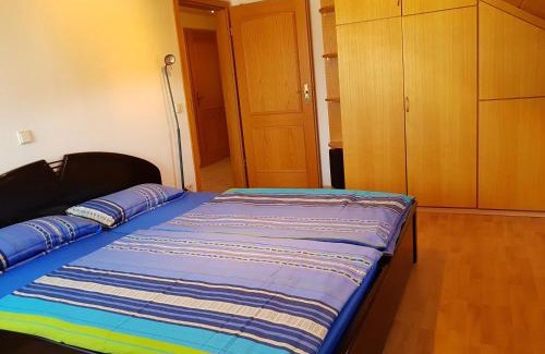 Bad Kissingen Apartment | Cozy Ferienwohnung Angelika: Pet & Child Friendly Escape