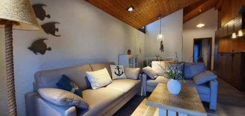 Spiez Apartment | Oceanfront Retreat: Ferienwohnung Ankerplatz with Pets Welcome
