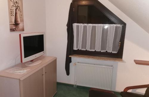 Schwedt/Oder Apartment | Pet-Friendly Retreat at Ferienwohnung Anna Awaits You