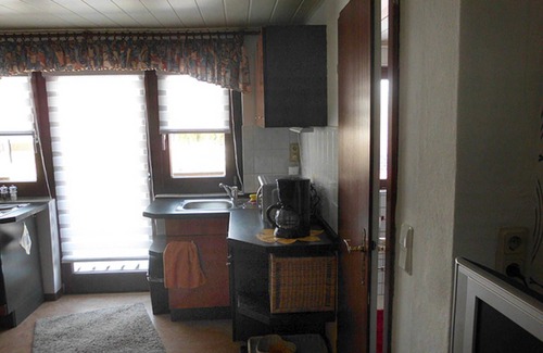 Siedlung Gottingerode Apartment | Experience Top-Rated Comfort at Ferienwohnung Anneli Edert