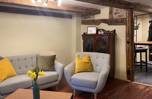 Quedlinburg Apartment | Guest Favorite: Ferienwohnung Anneliese - Family-Friendly Stay