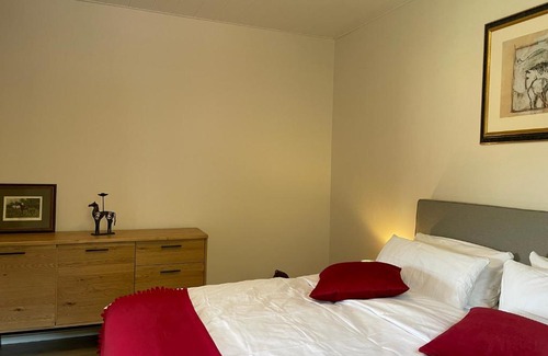 Hueckeswagen Apartment | Family-Friendly Ferienwohnung Annika with High Guest Ratings