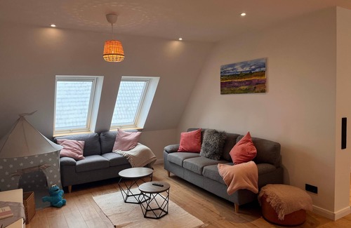 Langeloh Apartment | Spacious 140m² Apartment for 8 in Schneverdingen