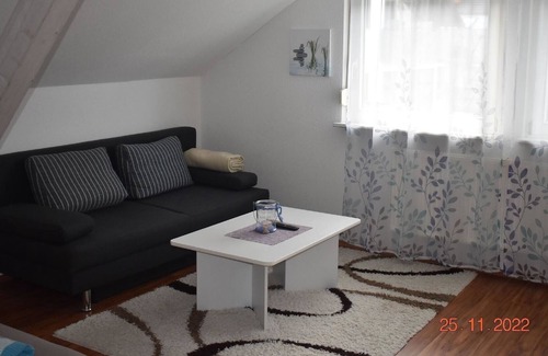Meckenbeuren Apartment | Ferienwohnung/app. für 4 Gäste mit 70m² in Meckenbeuren