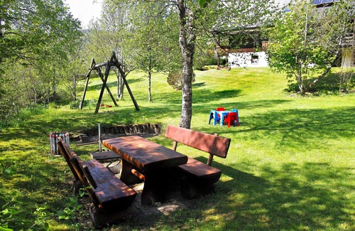 Menzenschwand-Hinterdorf Apartment | Cozy Apartment for 5 Guests in Sankt Blasien