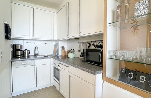 Wyk auf Foehr Apartment | Perfect Getaway: 4-Person App. with Ocean View in Wyk