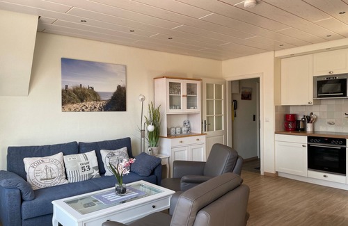 Wyk auf Foehr Apartment | Cozy Oceanfront Apartment for 4 Guests in Wyk auf Föhr