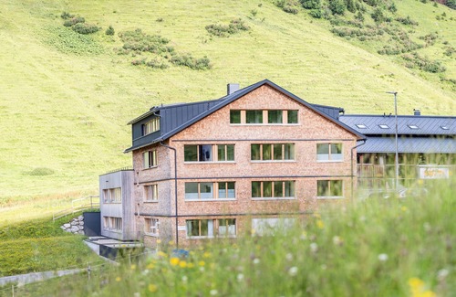 Faschina Apartment | Comfortable Apartment for 6 Guests in Fontanella