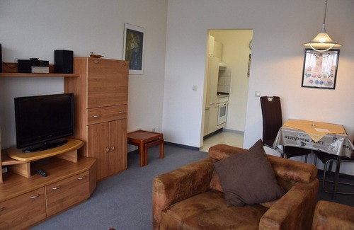 Bad Rodach Apartment | Cozy Apartment for 3 Guests in Bad Rodach with Kitchen