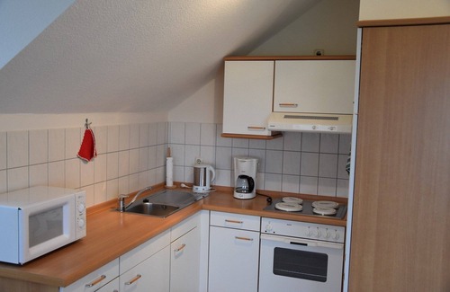 Bad Rodach Apartment | Cozy Apartment for 2 Guests with Kitchen in Bad Rodach