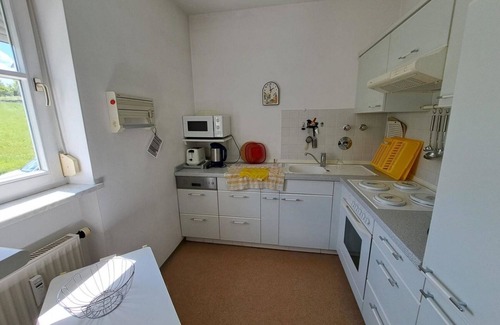 Bad Rodach Apartment | Cozy Apartment for 2 Guests in Bad Rodach with Kitchen