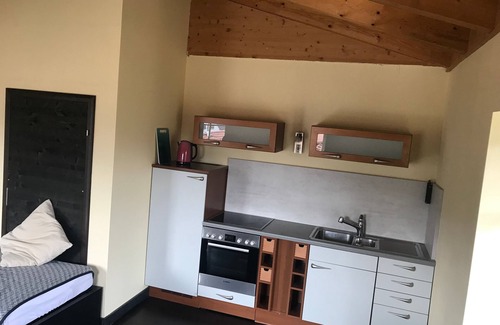 Wehrden Apartment | Cozy Apartment for 4 with Ocean View in Beverungen